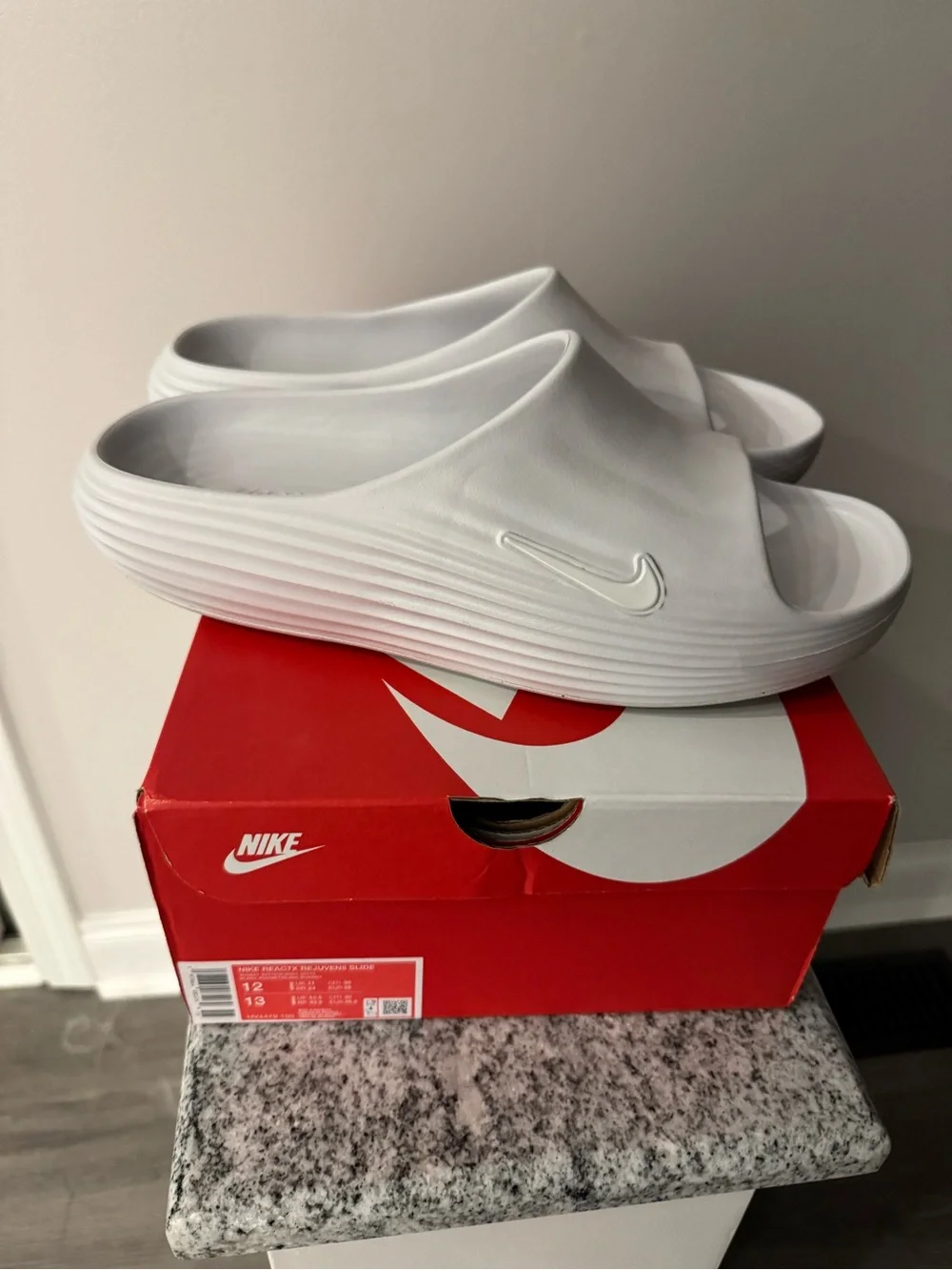Nike React Rejuven8 Slide
Summit White - Picture 6 of 7